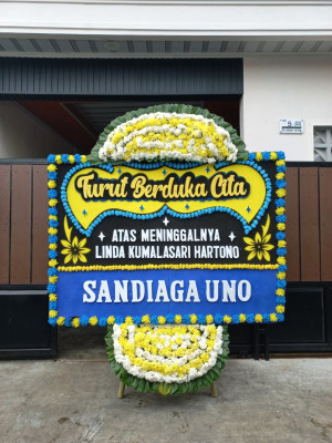 Papan Bunga Duka di Padang Matinggi Lestari